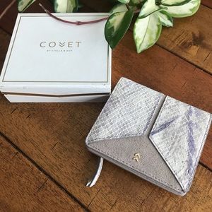 Stella & Dot Covet Highline wallet
